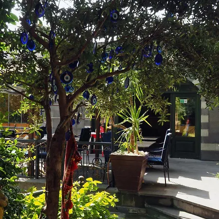 Garden House Suites